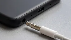 Niitä on vähän, mutta niitä on – parhaat kuulokeliitännällä varustetut Android-älypuhelimet